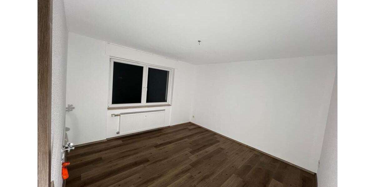 Etagenwohnung Bad Lippspringe - 2 Zimmer, 40 m&sup2;, 400&euro; | Angebot:25208771