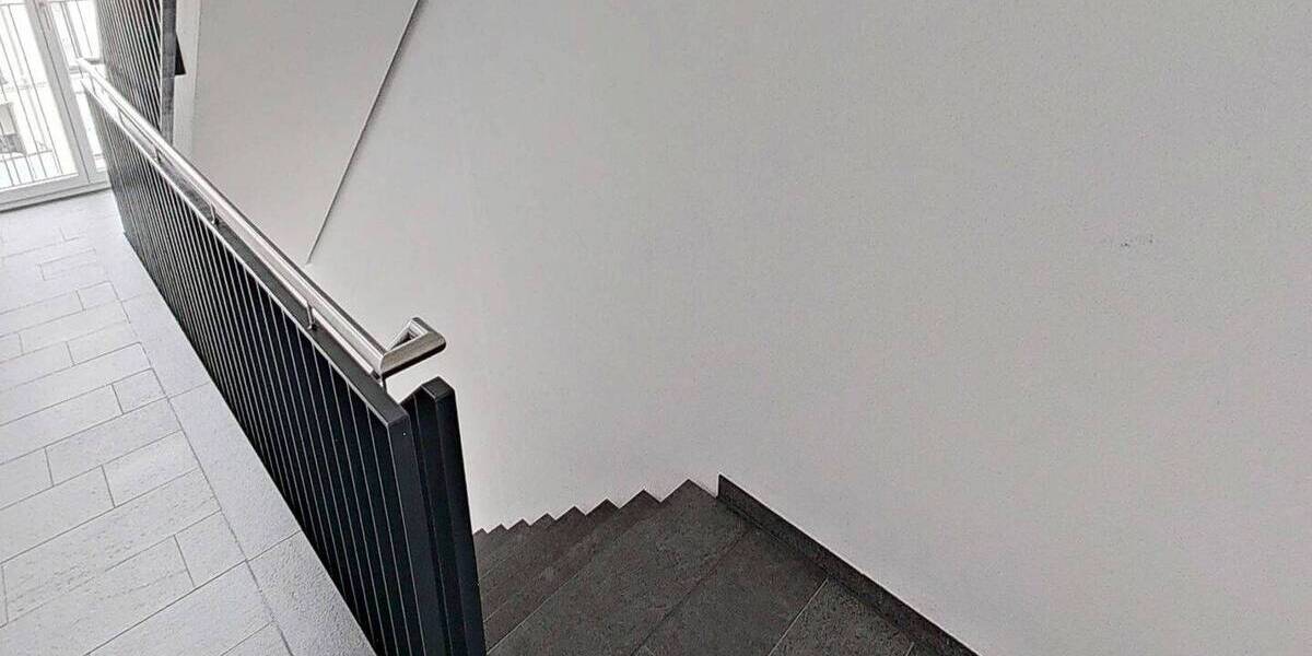 Etagenwohnung Ulm Mitte - 4 Zimmer, 174 m&sup2;, 2.400&euro; | Angebot:25736378