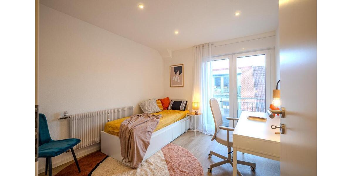 Neugründung 2er-WG *Erstbezug nach Sanierung | Balkon | möbliert* 2 zimmer