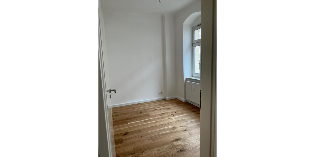 Erdgeschoßwohnung Dresden Pieschen - 4 Zimmer, 74 m&sup2;, 1.110&euro; | Angebot:25977216