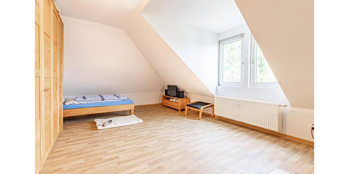 Dachgeschoßwohnung Emden Tholenswehr - 2 Zimmer, 70 m&sup2;, 450&euro; | Angebot:25974446