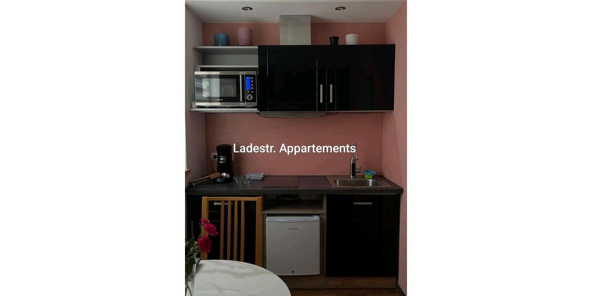 Wohnen auf Zeit Bremen Häfen - 1 Zimmer, 15 m&sup2;, 17&euro; | Angebot:9727076