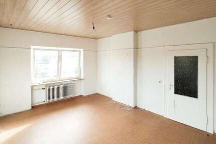 Wohnung zum Mieten in Selb 385 € 96.4 m²