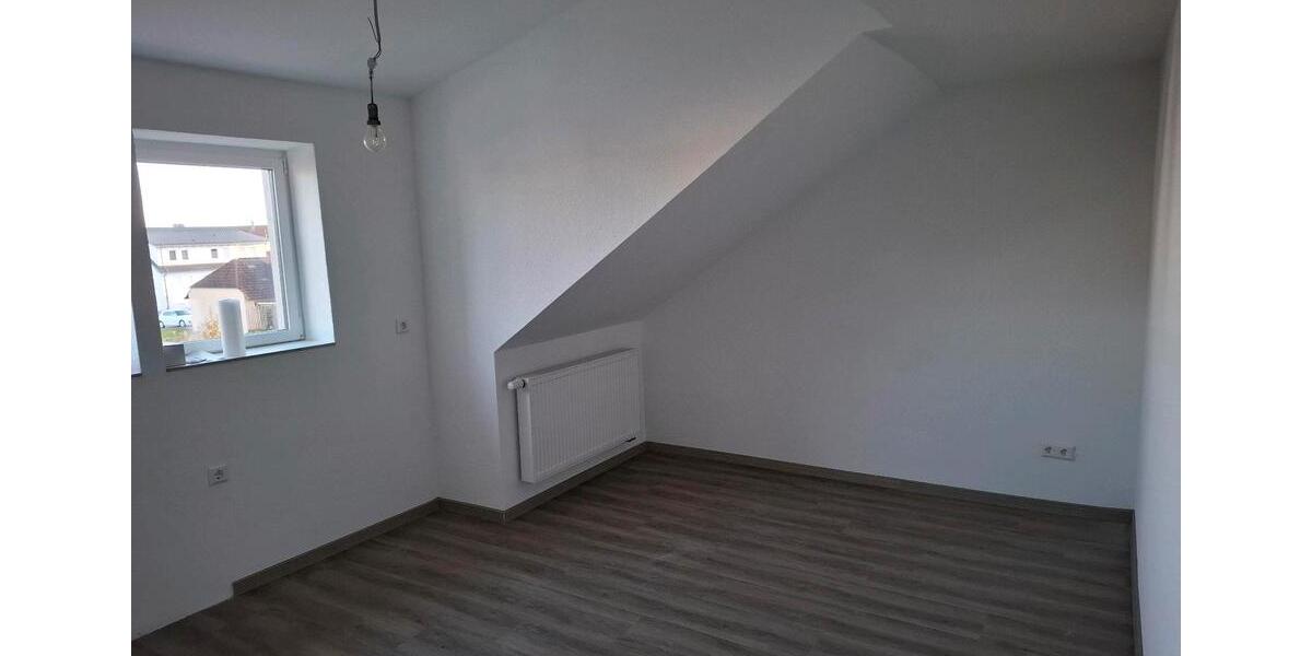 Dachgeschoßwohnung Walldürn - 2 Zimmer, 61 m&sup2;, 650&euro; | Angebot:24309395
