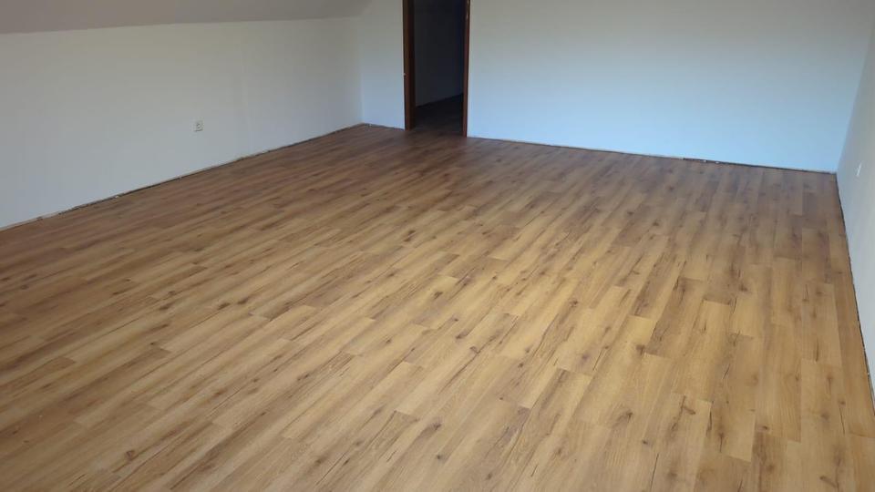 Terrassenwohnung Wagenfeld - 6 Zimmer, 185 m&sup2;, 950&euro; | Angebot:25962469