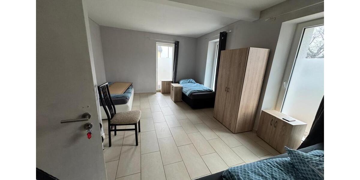 Wohnen auf Zeit Mendig - 8 Zimmer, 147 m&sup2;, 15&euro; | Angebot:26127556
