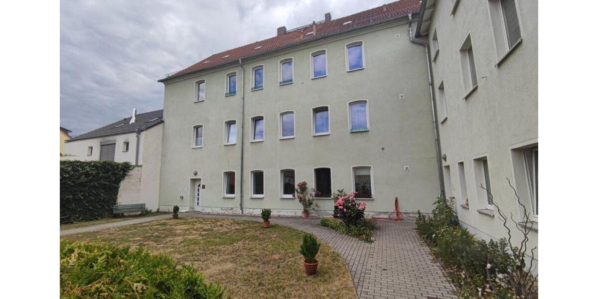 Dachgeschoßwohnung Finsterwalde - 1 Zimmer, 30 m&sup2;, 240&euro; | Angebot:25073775