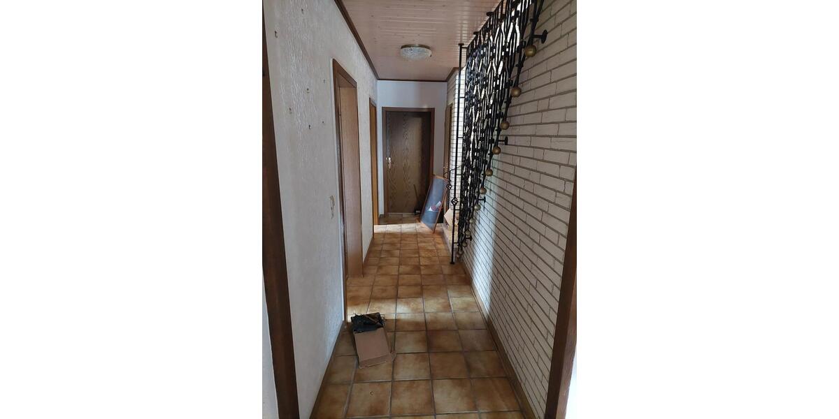 Einfamilienhaus Eddelak - 7 Zimmer, 200 m&sup2;, 1.100&euro; | Angebot:25298740