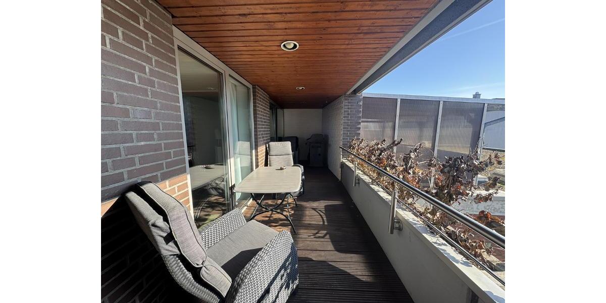 Etagenwohnung Cloppenburg - 4 Zimmer, 147 m&sup2;, 1.000&euro; | Angebot:25377047