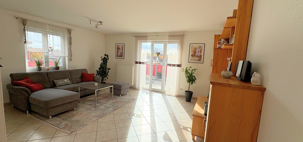 Etagenwohnung Amberg - 2 Zimmer, 66 m&sup2;, 765&euro; | Angebot:25210053