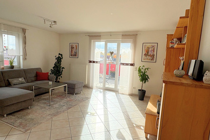 Wohnung Amberg - 2 Zimmer, 66 m&sup2;, 765&euro; | Angebot:25210053