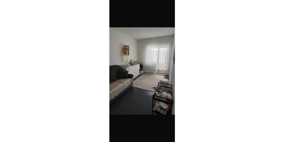 Etagenwohnung Köln Mülheim - 3 Zimmer, 95 m&sup2;, 1.160&euro; | Angebot:26226701