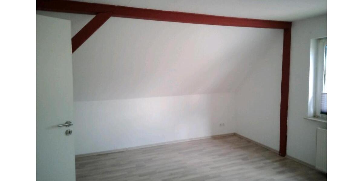 Dachgeschoßwohnung Wittmund - 3 Zimmer, 70 m&sup2;, 650&euro; | Angebot:26605305