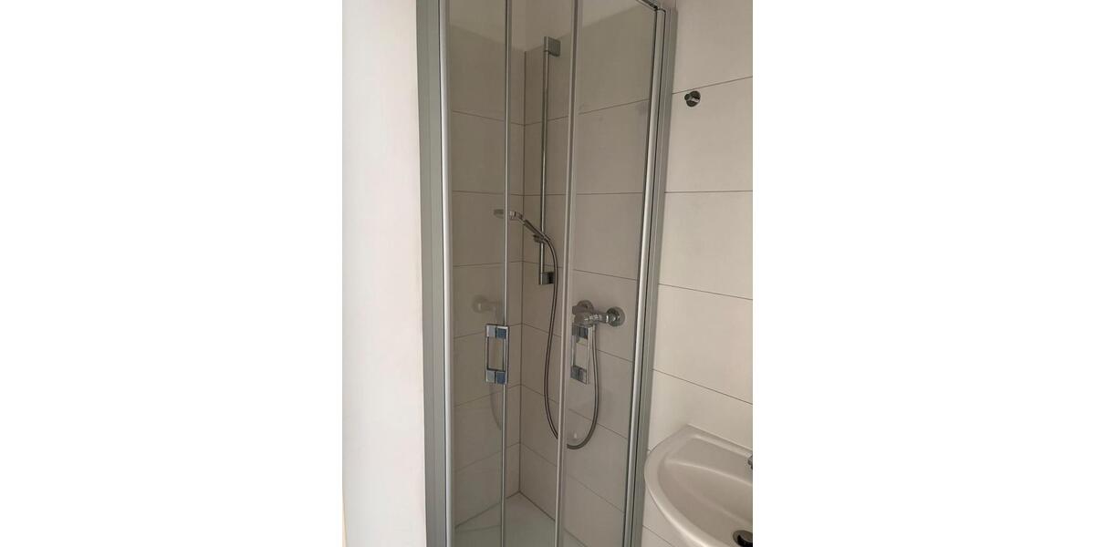 Etagenwohnung Schwerin - 2 Zimmer, 43 m&sup2;, 500&euro; | Angebot:26553095