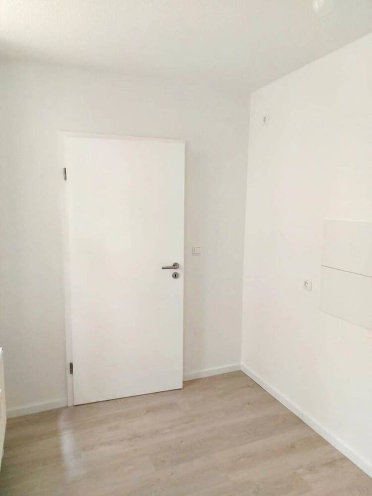 renovierte, helle 1 Zimmer Wohnung in guter Lage von Dresden Neustadt in gepflegtem Wohnhaus
