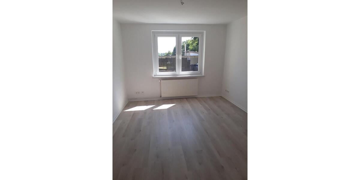 Erdgeschoßwohnung Lüdersdorf - 2.5 Zimmer, 61 m&sup2;, 600&euro; | Angebot:26431447