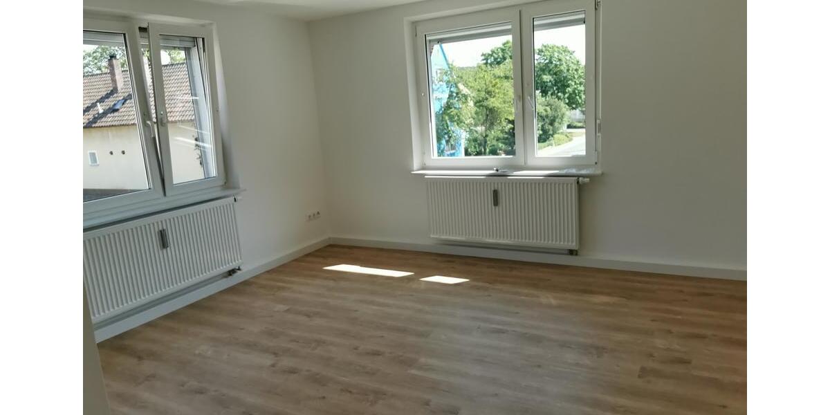 Etagenwohnung Mühlhausen - 3 Zimmer, 68 m&sup2;, 670&euro; | Angebot:26538647