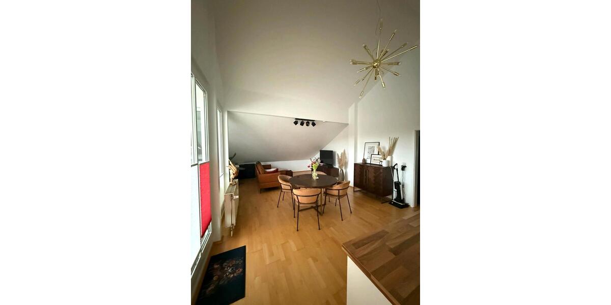 Dachgeschoßwohnung Villingen-Schwenningen Kopsbühl - 2 Zimmer, 54 m&sup2;, 900&euro; | Angebot:25205397