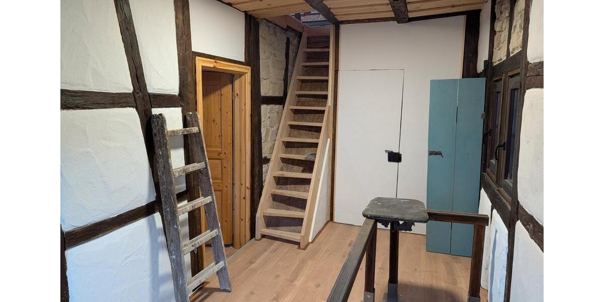 Bauernhaus, Landhaus Rottenburg am Neckar - 7 Zimmer, 200 m&sup2;, 1.750&euro; | Angebot:26041525