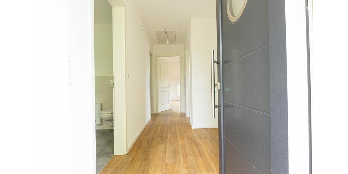 Dachgeschoßwohnung Weddingstedt - 2 Zimmer, 75 m&sup2;, 880&euro; | Angebot:26585915