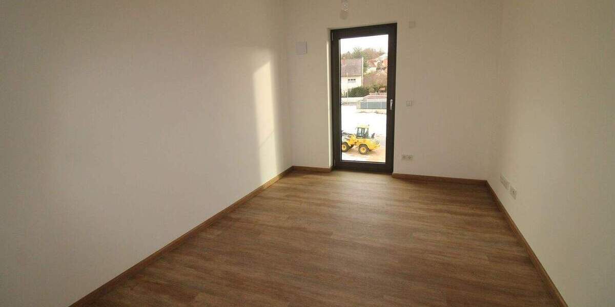Etagenwohnung Spalt - 3 Zimmer, 92 m&sup2;, 1.065&euro; | Angebot:25677613