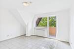 Lichtdurchflutete 3-Zimmer-Dachgeschoßwohnung mit Südbalkon, Einbauküche & ruhigem SchlafZimmer