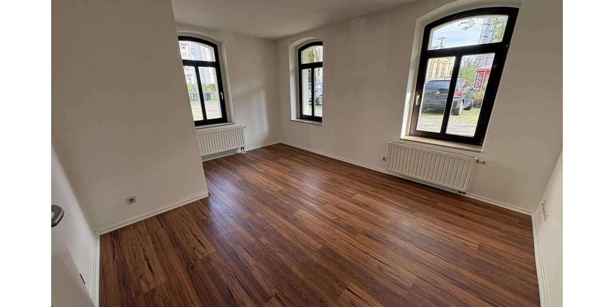 Etagenwohnung Zwickau Mitte-Nord - 2 Zimmer, 42 m&sup2;, 280&euro; | Angebot:26315940