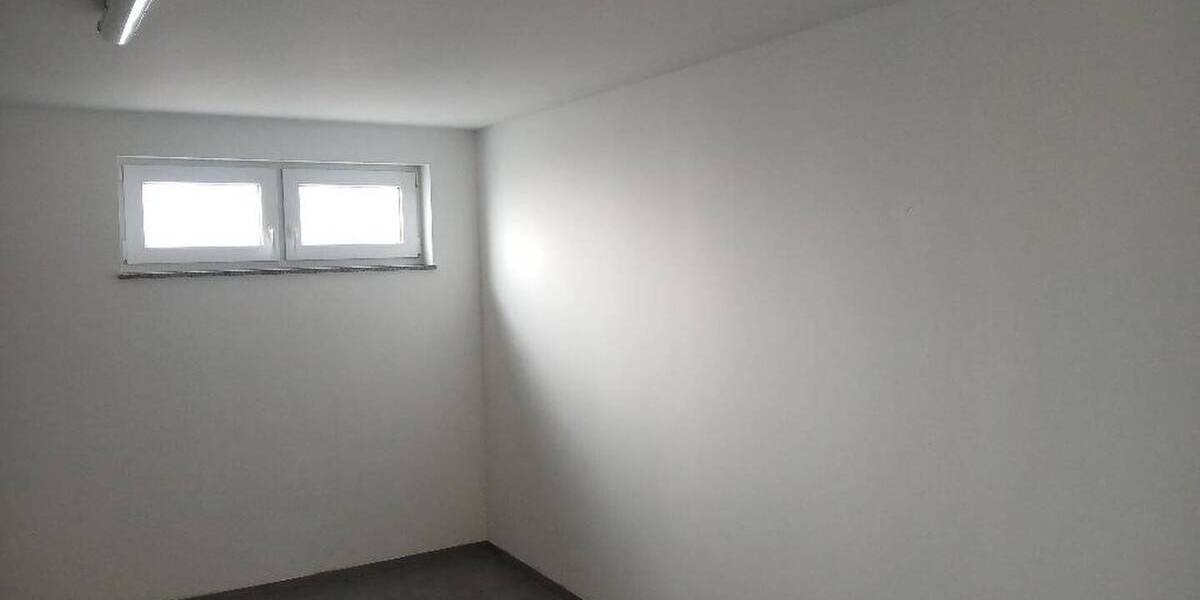 Etagenwohnung Hadamar - 3 Zimmer, 126 m&sup2;, 1.400&euro; | Angebot:26268985