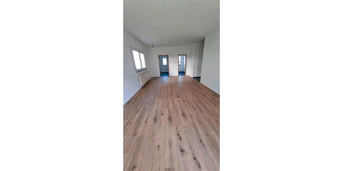 Erdgeschoßwohnung Pfalzgrafenweiler - 4 Zimmer, 101 m&sup2;, 1.200&euro; | Angebot:26003063