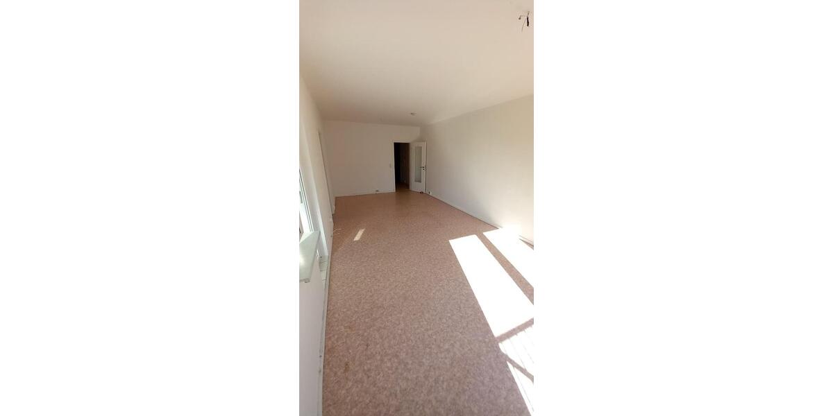 Etagenwohnung Ballenstedt - 4 Zimmer, 95 m&sup2;, 650&euro; | Angebot:24587335