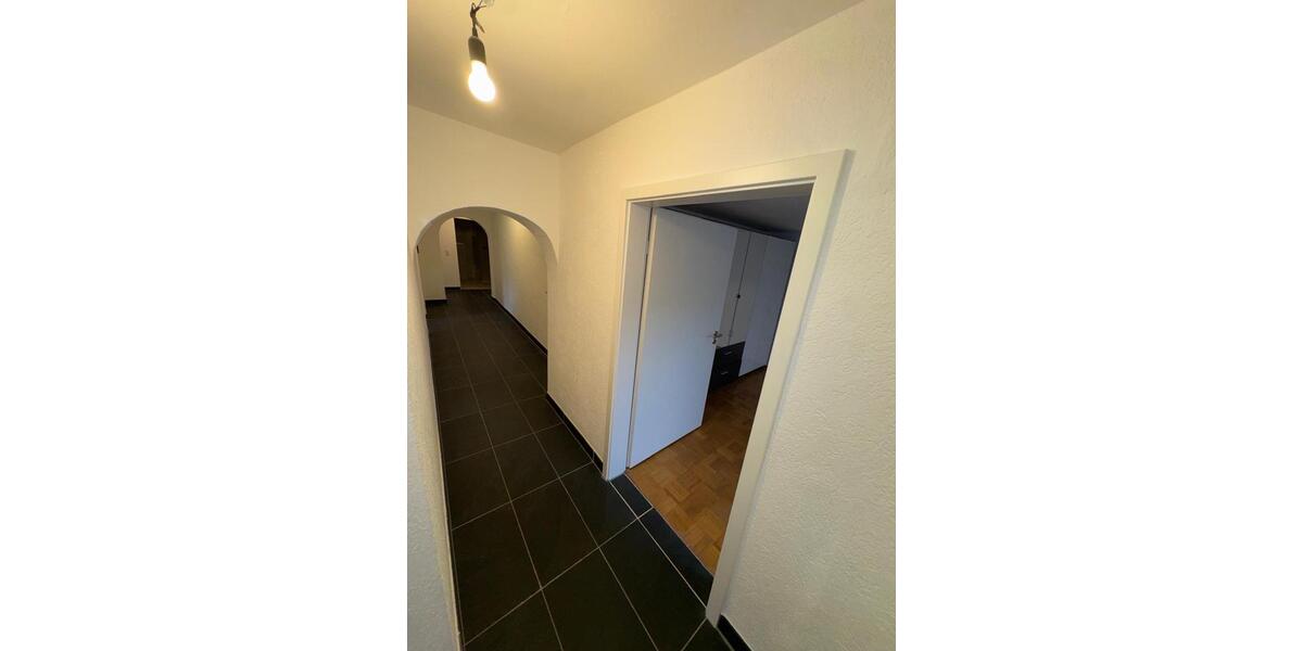 Etagenwohnung Hungen - 3 Zimmer, 104 m&sup2;, 836&euro; | Angebot:26705420