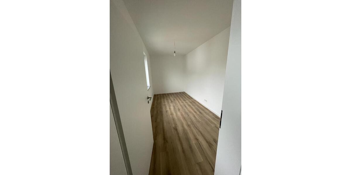Etagenwohnung Hofgeismar - 4 Zimmer, 102 m&sup2;, 1.030&euro; | Angebot:25918755