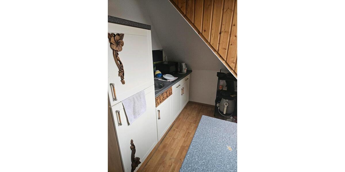 Freies Zimmer in 3er-WG (nur Damen) 1 zimmer