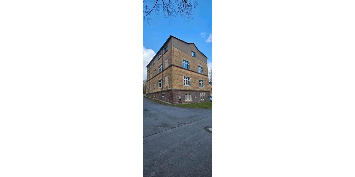 Hochparterre Waldheim - 5 Zimmer, 137 m&sup2;, 950&euro; | Angebot:25309793