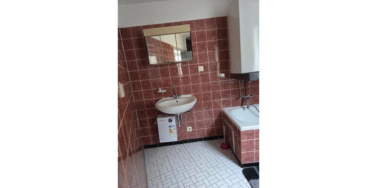 Erdgeschoßwohnung Sulz am Neckar - 4 Zimmer, 100 m&sup2;, 670&euro; | Angebot:26231221