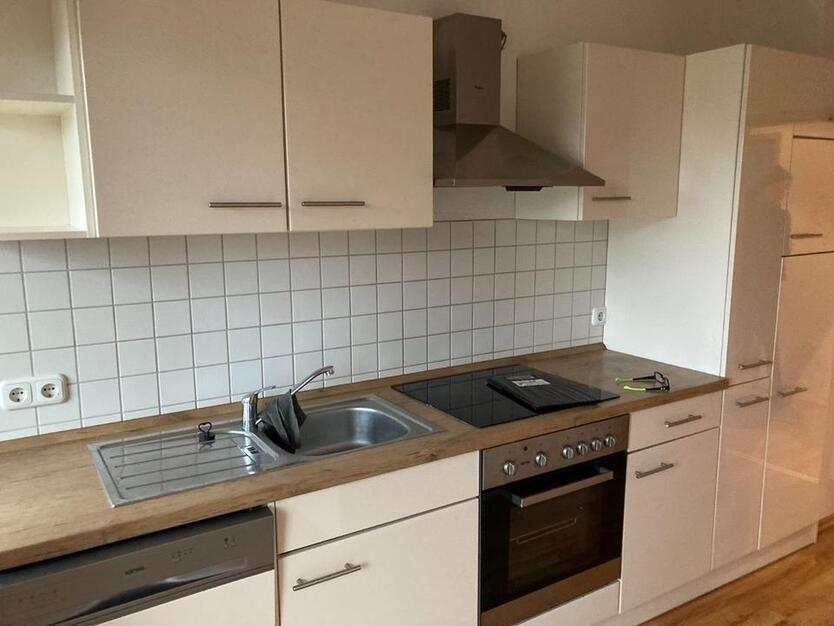 3 Zimmer-Wohnung, AB-Damm 65qm