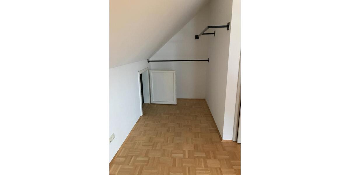 Hochparterre Straubing - 3 Zimmer, 85 m&sup2;, 810&euro; | Angebot:26664500