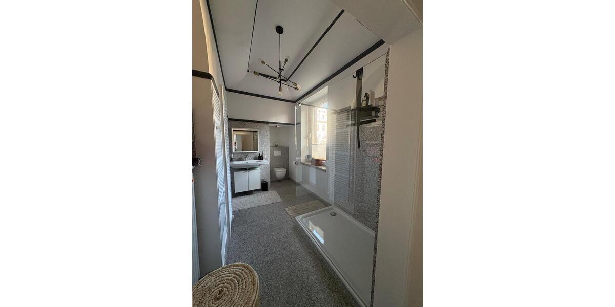 Etagenwohnung Regensburg Brandlberg - 4 Zimmer, 140 m&sup2;, 2.360&euro; | Angebot:26253696