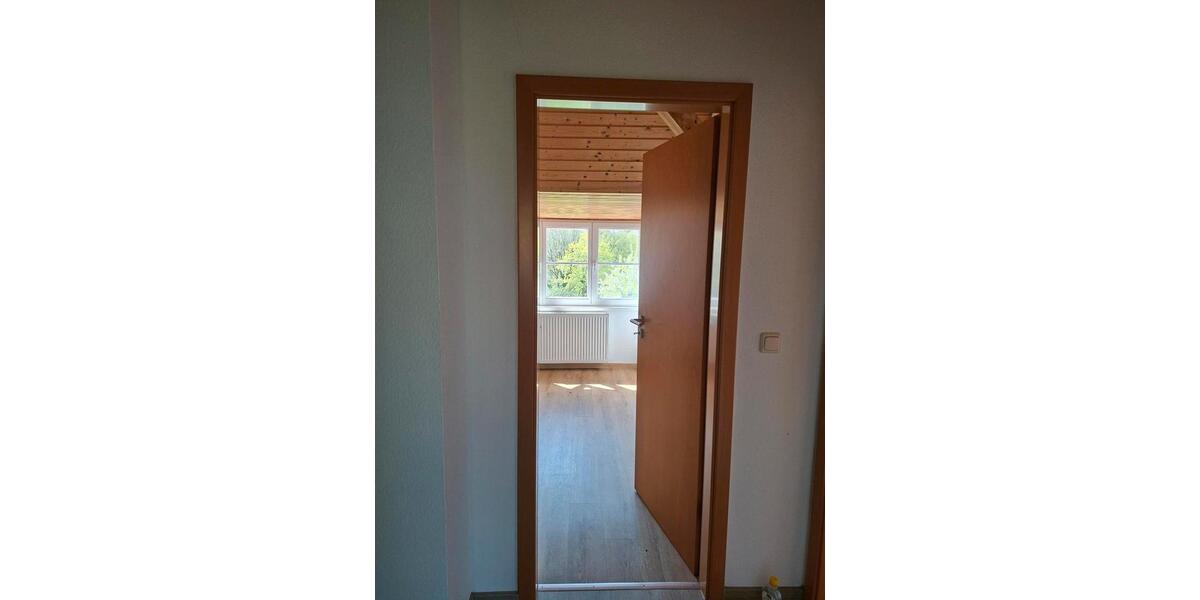 Dachgeschoßwohnung Schwerin Neumühle - 2 Zimmer, 48 m&sup2;, 550&euro; | Angebot:26305176