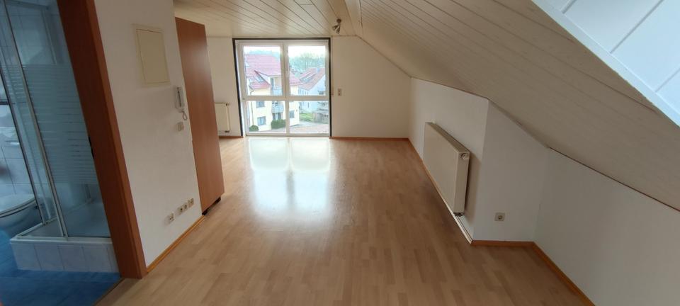 Dachgeschoßwohnung Bopfingen - 2 Zimmer, 48 m&sup2;, 573&euro; | Angebot:24787180