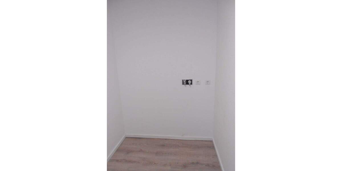 Etagenwohnung Groß-Gerau Gerau - 2 Zimmer, 74 m&sup2;, 850&euro; | Angebot:25071456