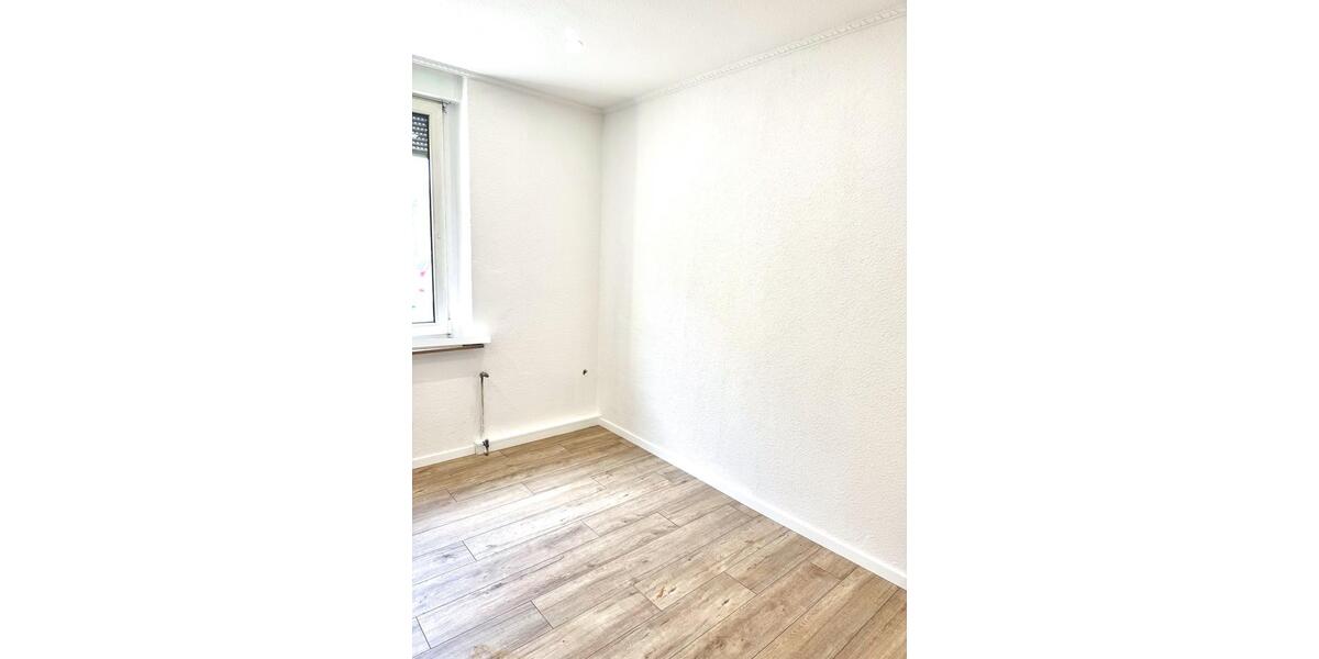 Erdgeschoßwohnung Waltrop - 4 Zimmer, 111 m&sup2;, 1.110&euro; | Angebot:25896651