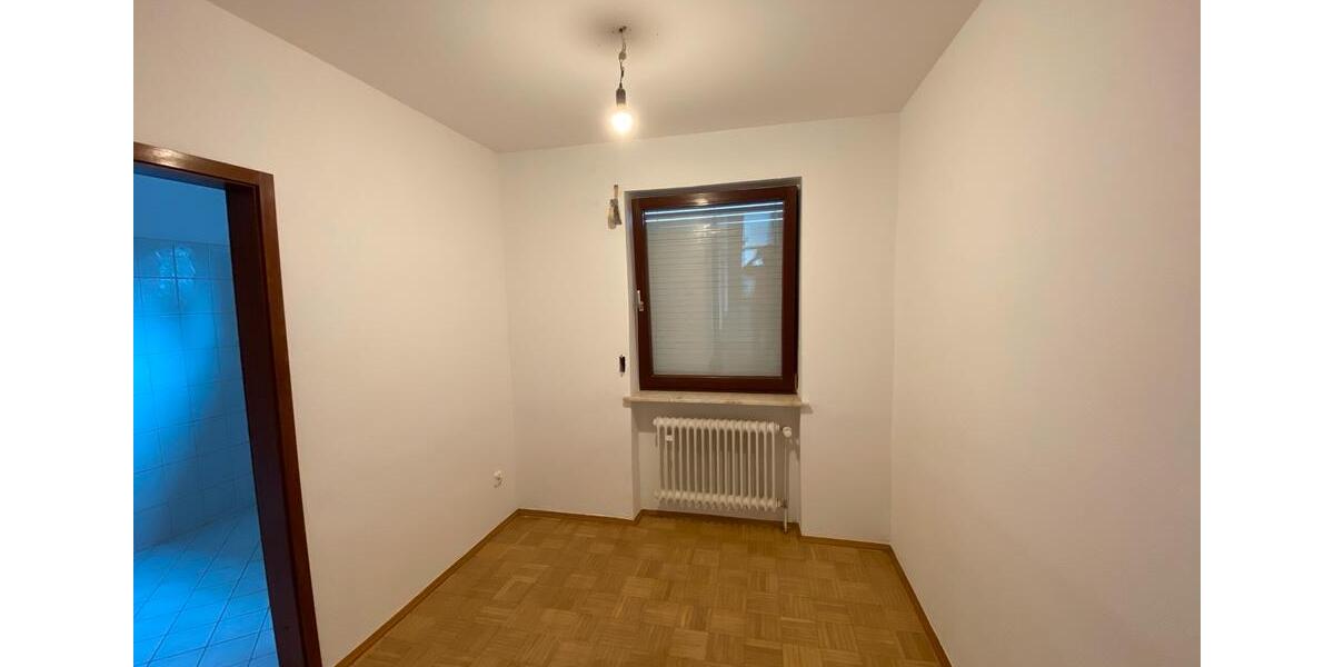 Erdgeschoßwohnung Würzburg Lindleinsmühle - 3.5 Zimmer, 100 m&sup2;, 1.300&euro; | Angebot:24845565