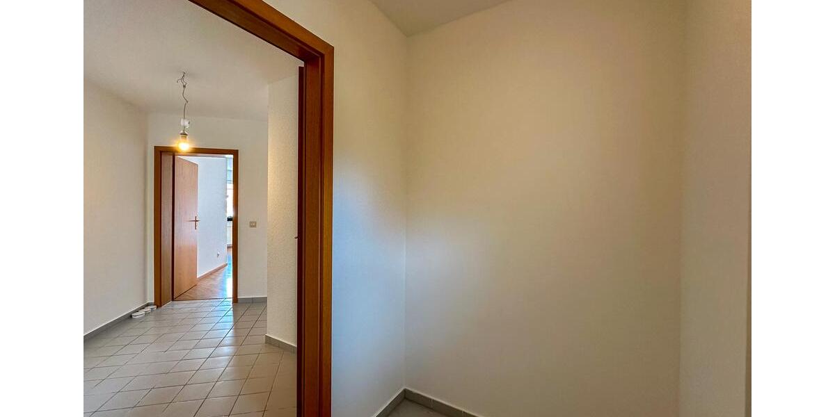 Dachgeschoßwohnung Naumburg (Saale) - 2 Zimmer, 59 m&sup2;, 430&euro; | Angebot:24954278