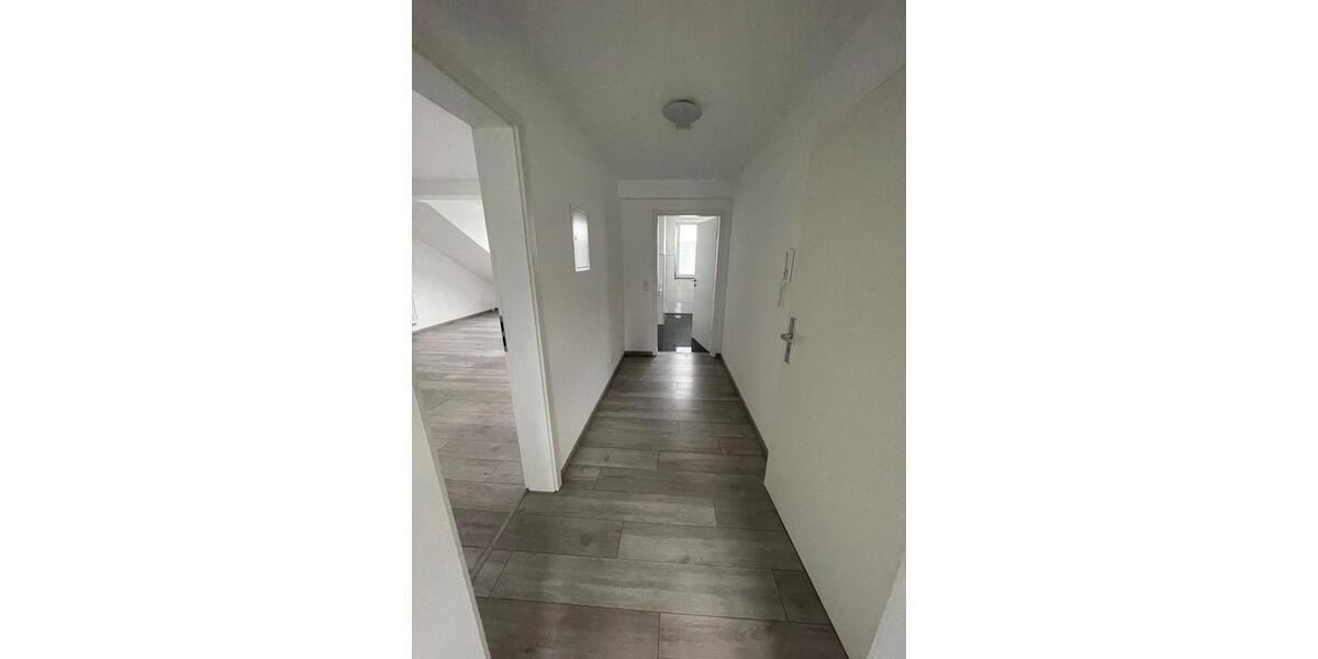 Dachgeschoßwohnung Stolberg (Rhld.) Gressenich - 2 Zimmer, 64 m&sup2;, 700&euro; | Angebot:24719381