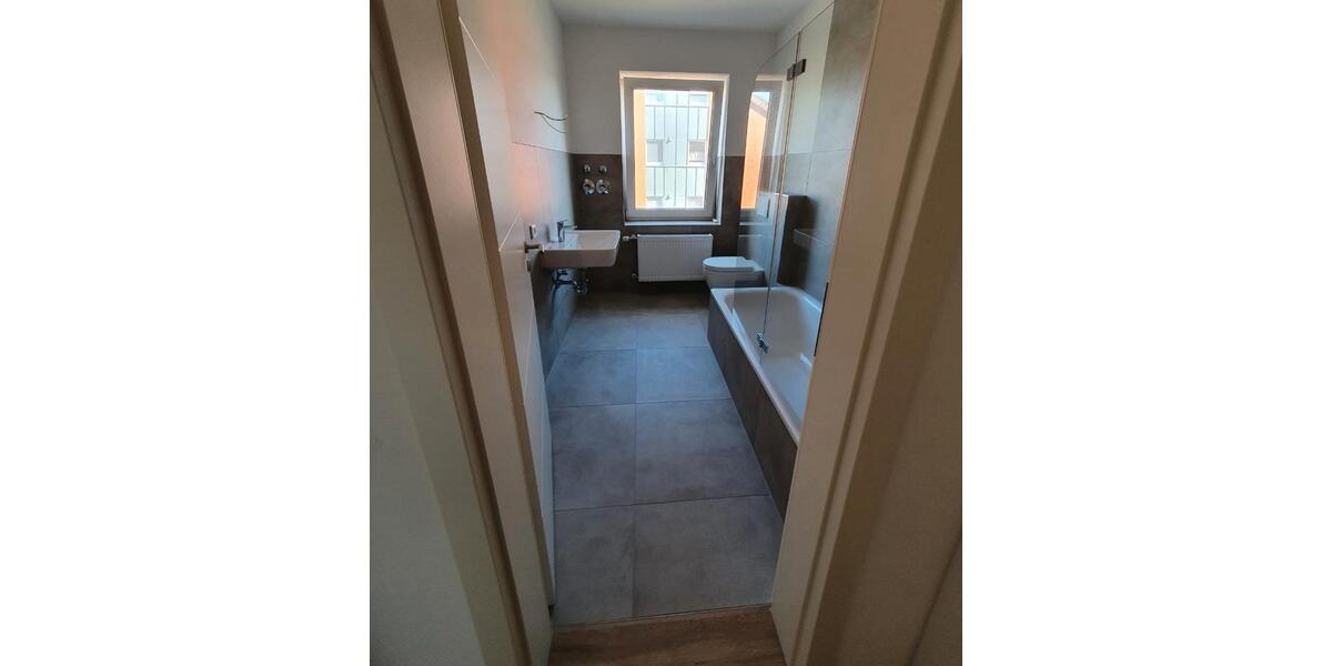 Etagenwohnung Wallenhorst - 3 Zimmer, 92 m&sup2;, 800&euro; | Angebot:26641742