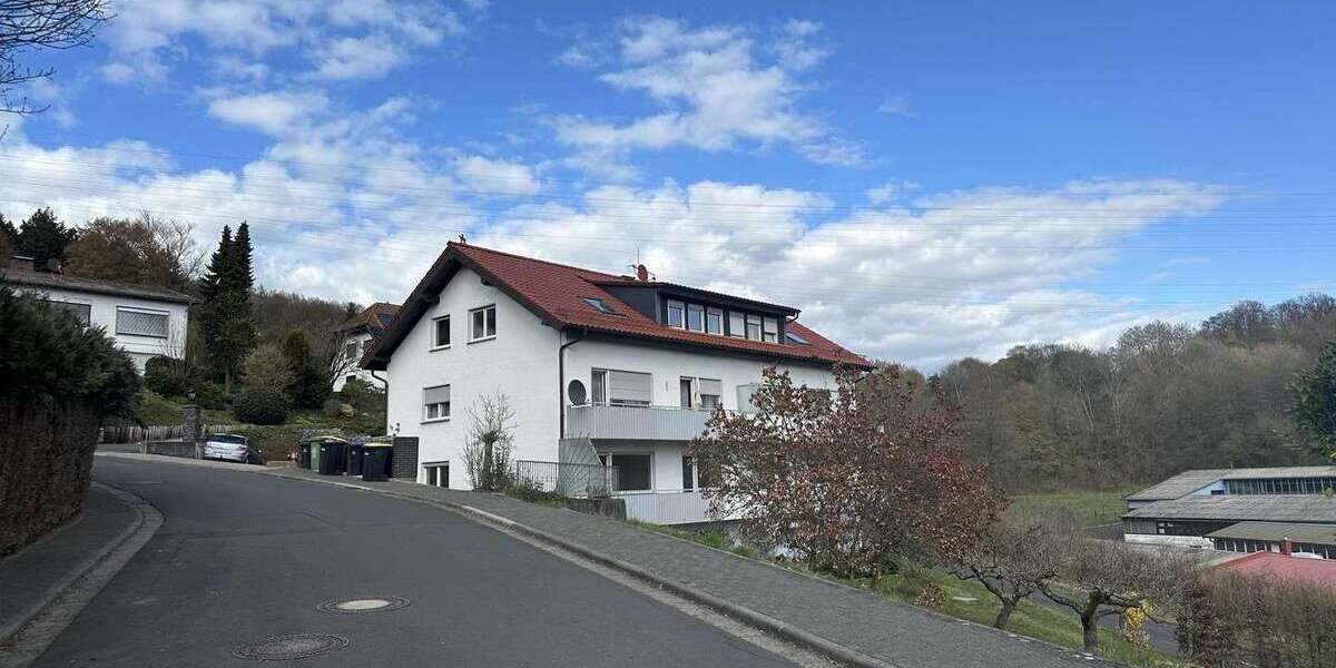 Etagenwohnung Ortenberg - 2.3 Zimmer, 72 m&sup2;, 469&euro; | Angebot:27087674