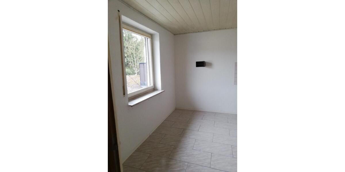 Etagenwohnung Bruck in der Oberpfalz - 5 Zimmer, 138 m&sup2;, 780&euro; | Angebot:26252367