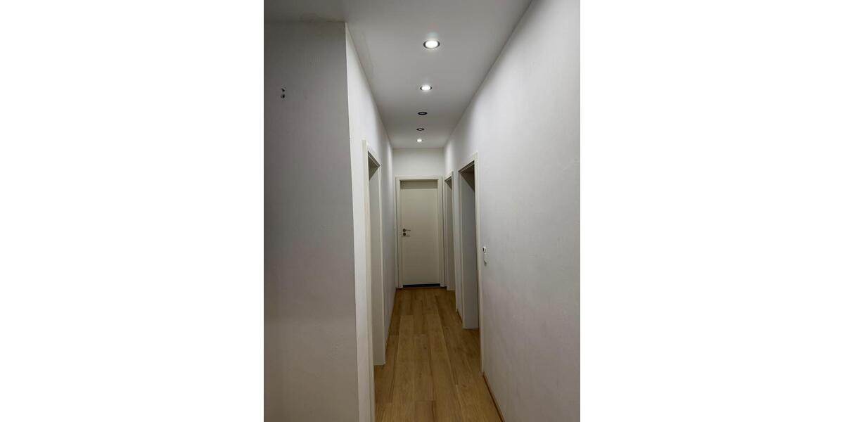 Erdgeschoßwohnung Warburg - 4 Zimmer, 110 m&sup2;, 1.000&euro; | Angebot:24548428