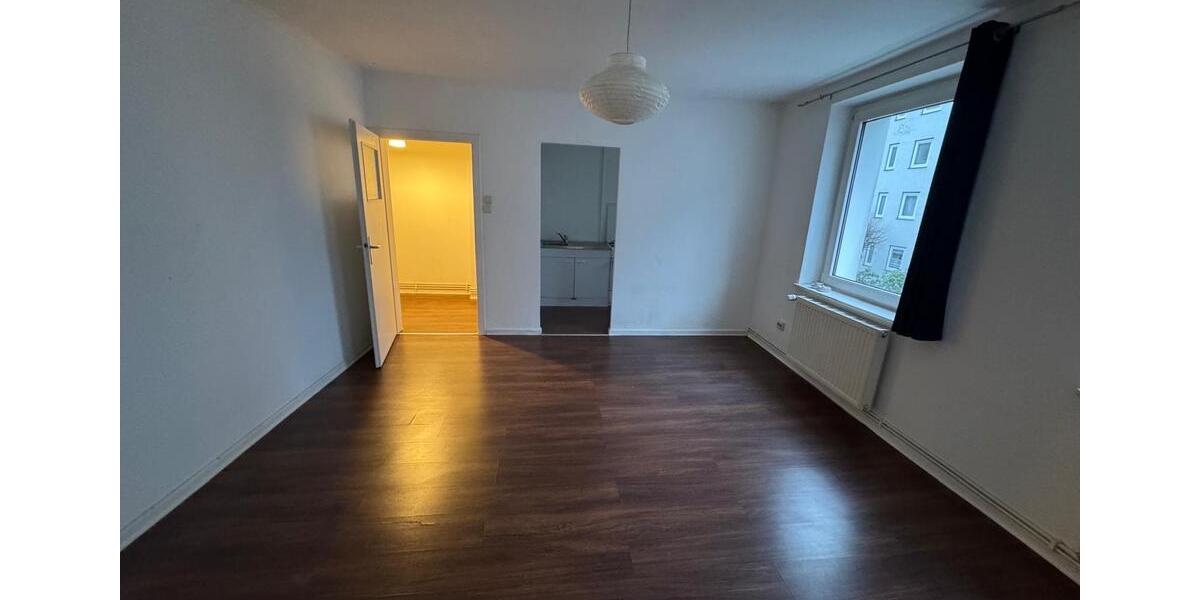 Schöne 1 Zimmer Wohnung am Wiesskreuzplatz top Lage 1 zimmer